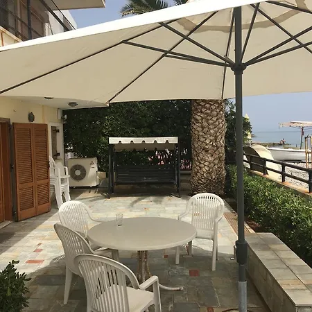 Waterfront Holiday home Nerantza